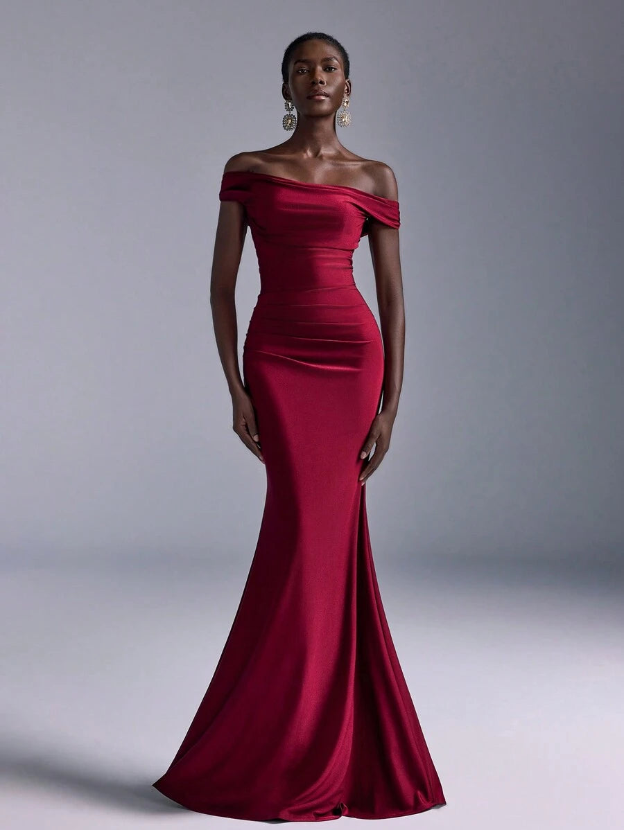 Elitara Elegant Ruched Off Shoulder Mermaid Bodycon Dress